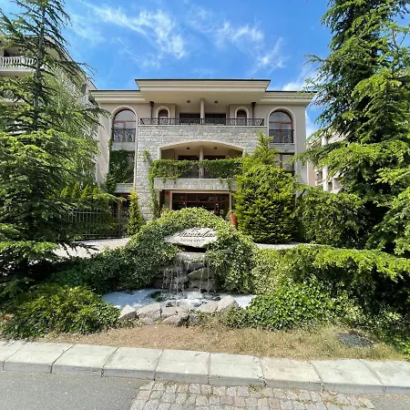 Sunny Apartments Cascada Апартамент *